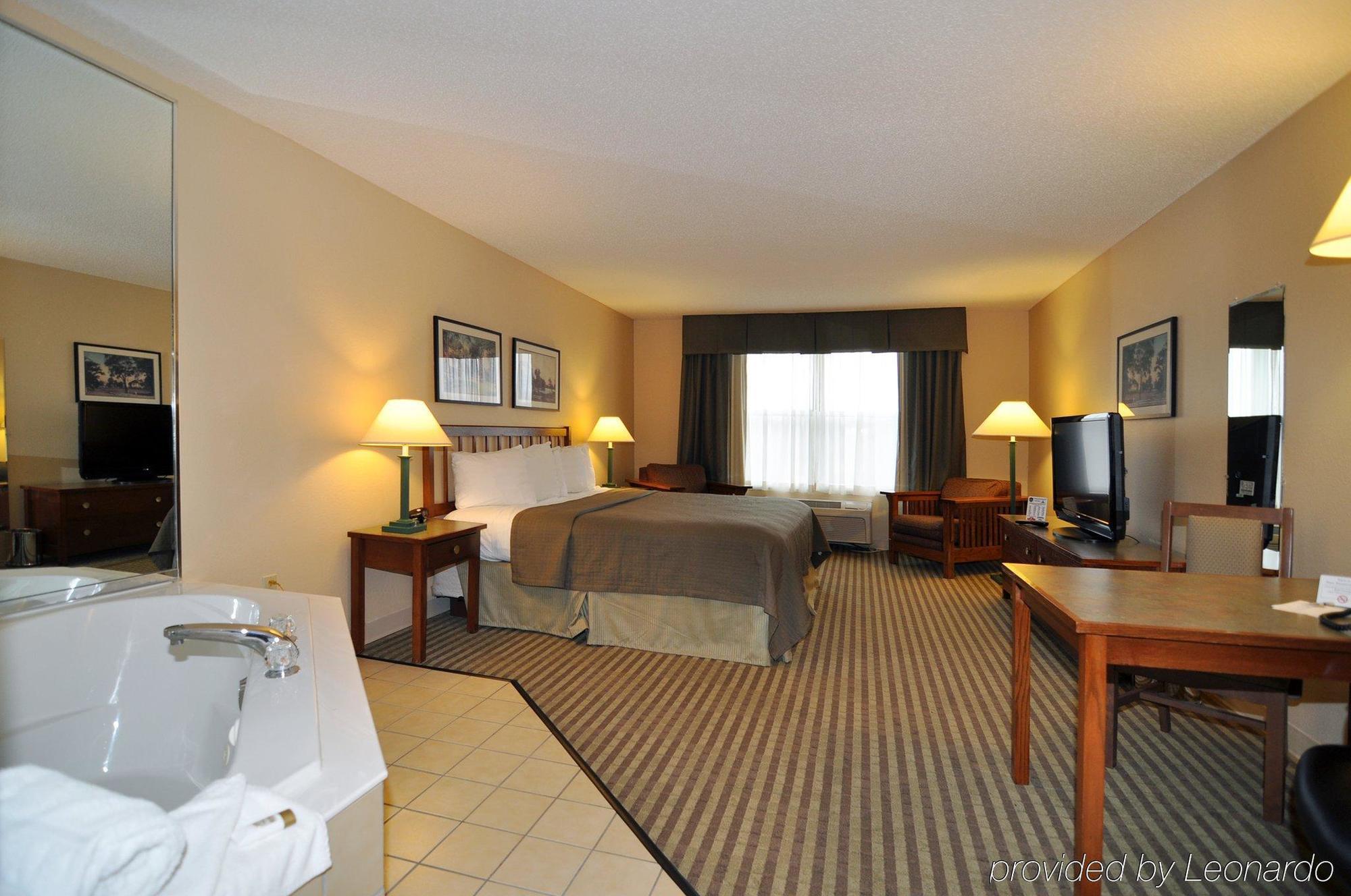Norwood Inn And Suites Chaska Bilik gambar