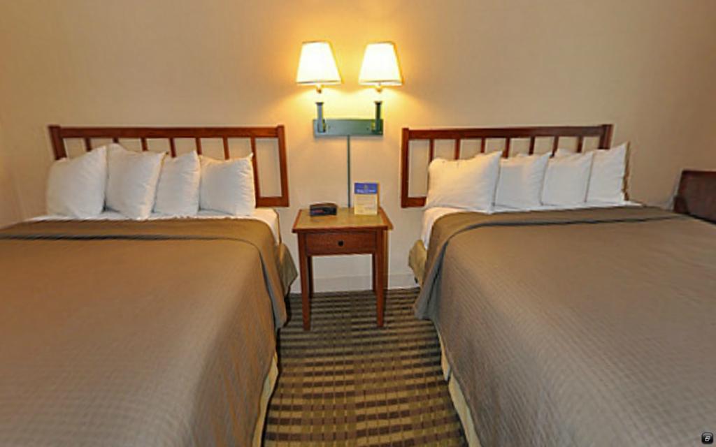 Norwood Inn And Suites Chaska Bilik gambar