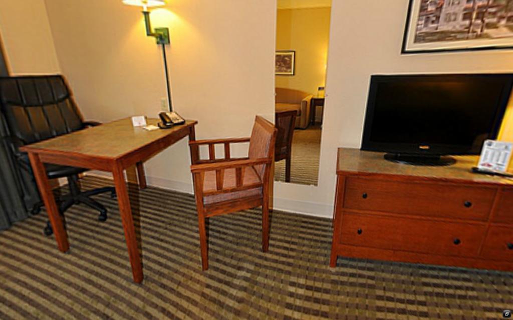 Norwood Inn And Suites Chaska Bilik gambar
