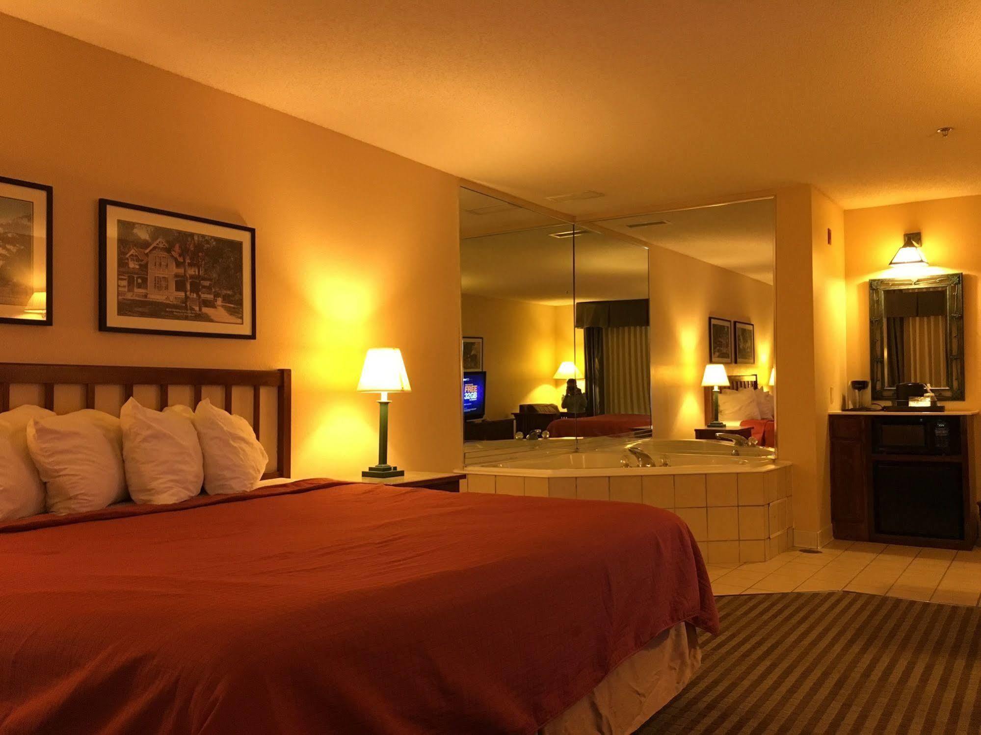 Norwood Inn And Suites Chaska Luaran gambar